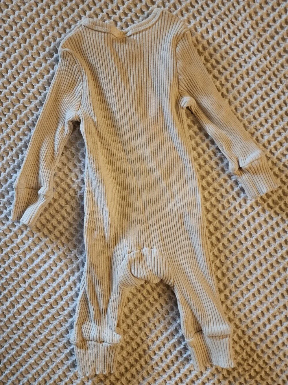 N/A ribbed textured